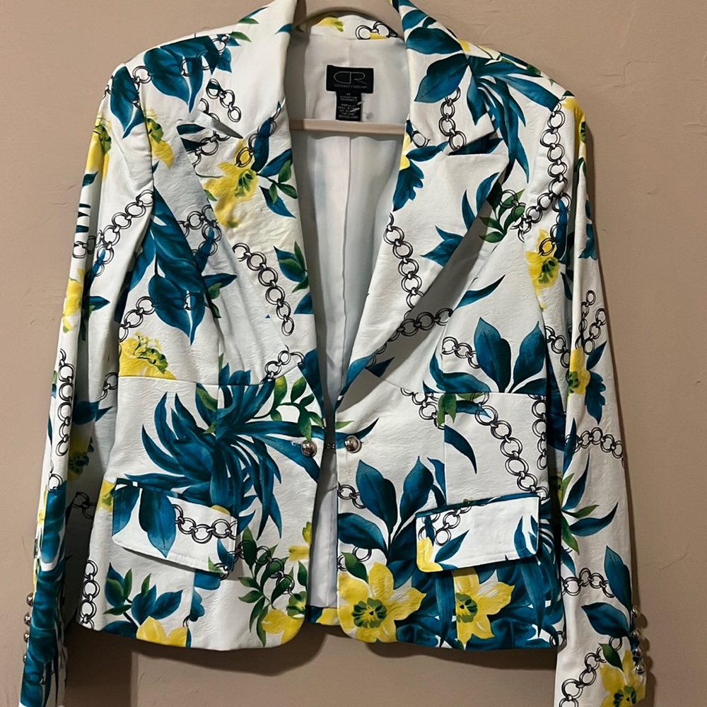 Women’s Sports Jacket